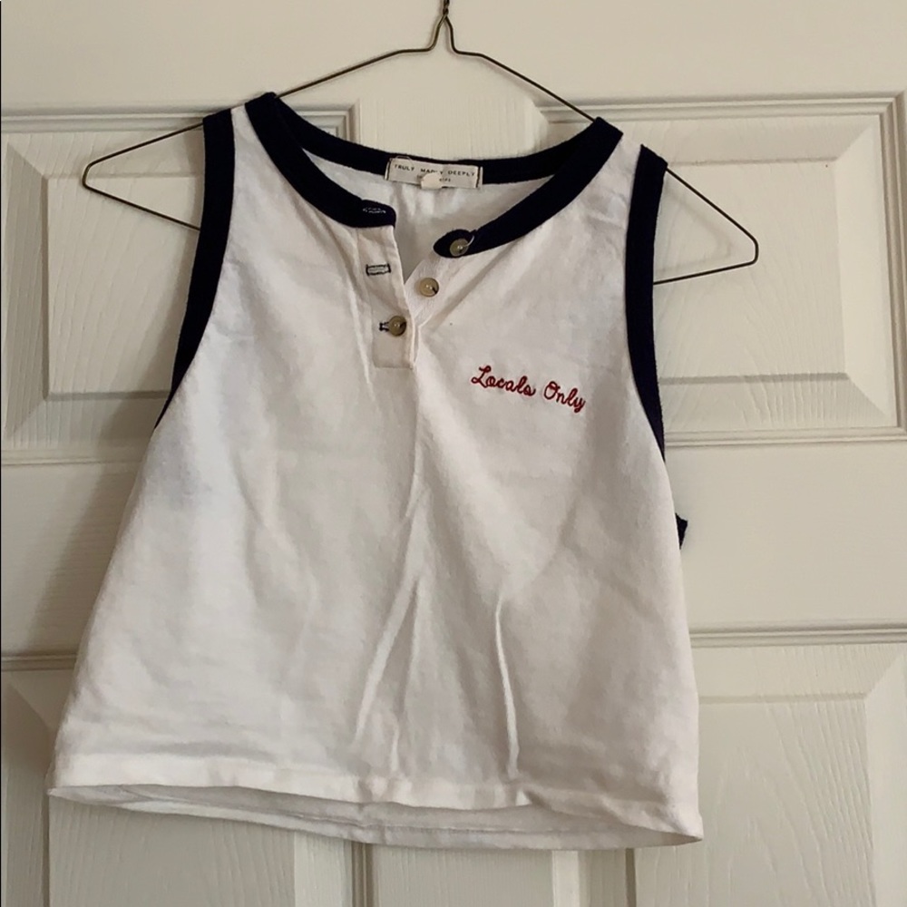 Crop top perfect for summer!